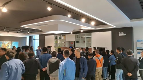 智惠行动2020第三期 数字工匠实务能力提升工程研修班暨数字经济创新大讲堂走进杭齿集团照相器材